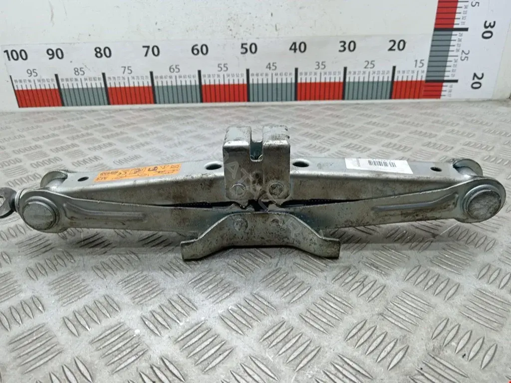 Домкраты 995501CK0B