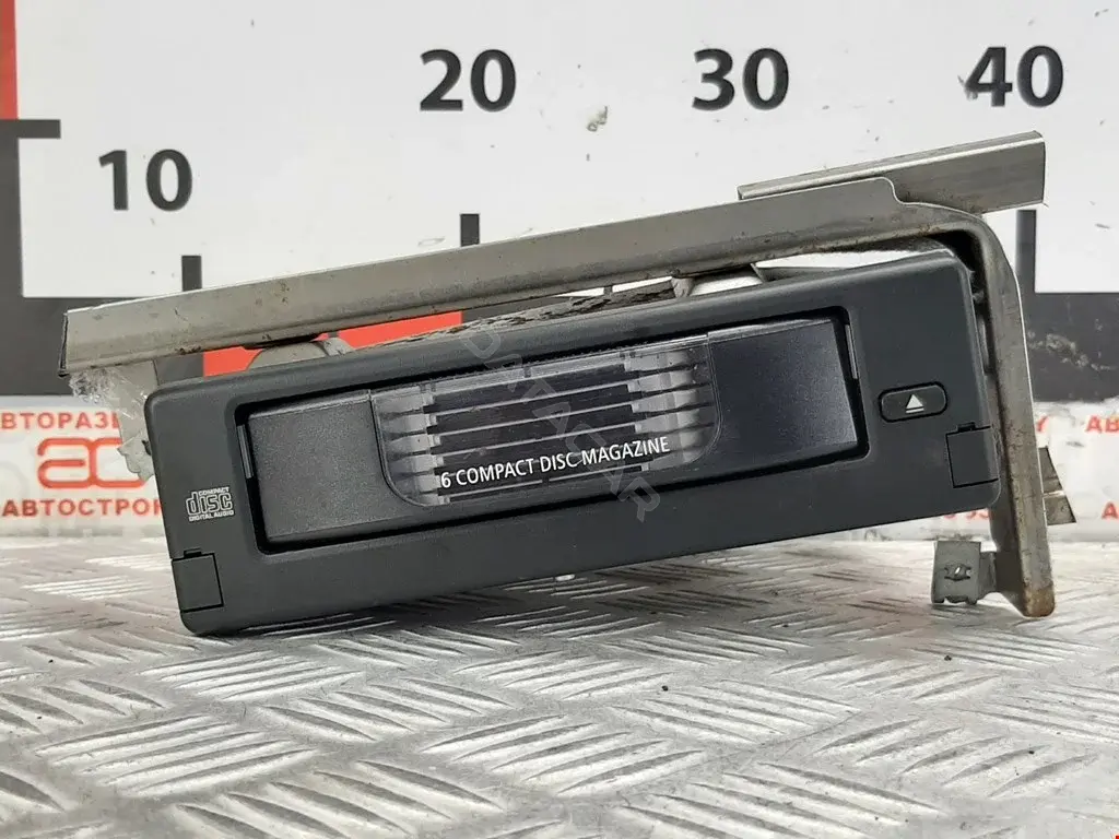 CD-чейнджер 65126956939, 65129131850