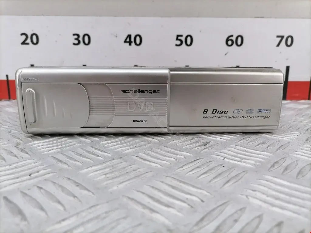 CD-чейнджер DVA3206