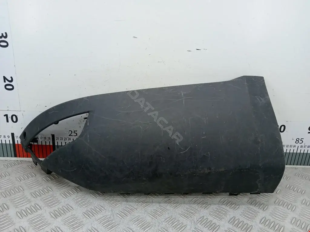 Клык бампера DK6217D752AA