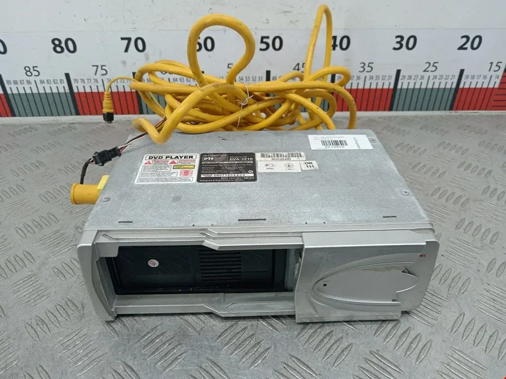 CD-чейнджер DVA3210