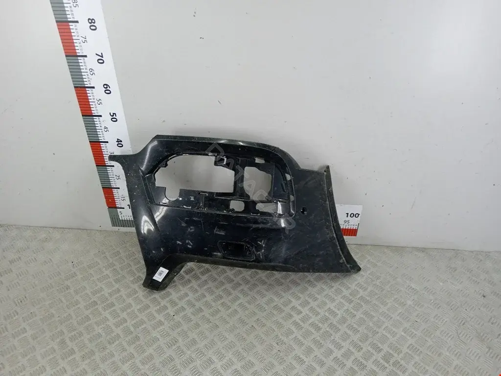 Клык бампера 8U0807438AF, 8U0807438AG