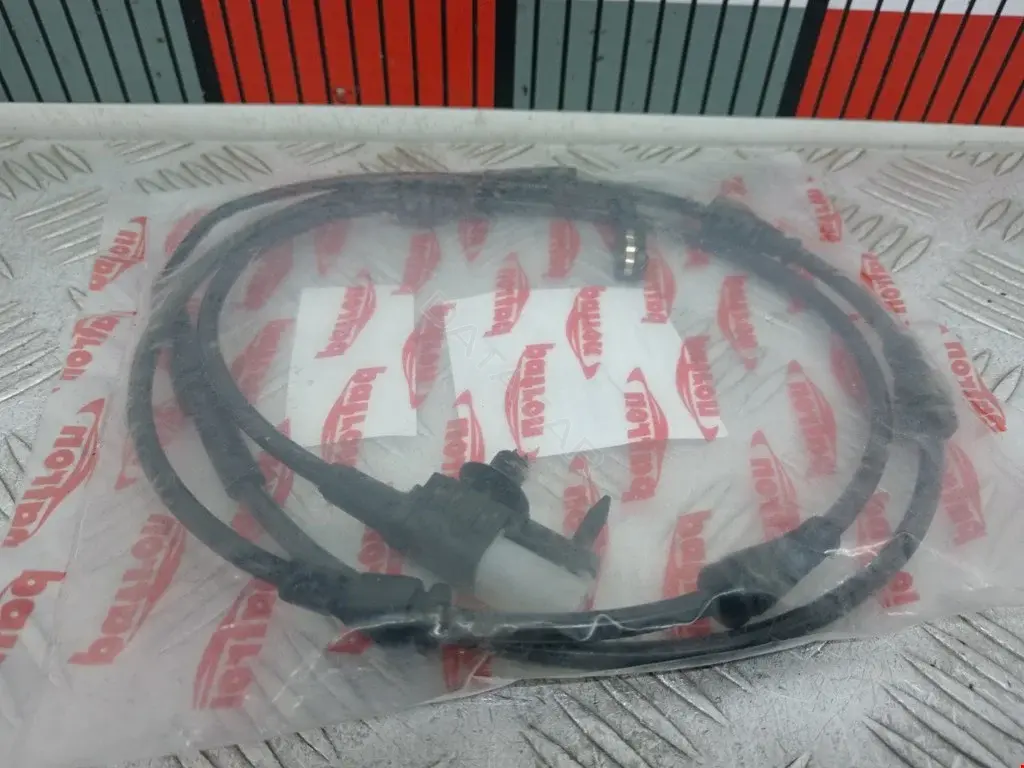 Датчик износа тормозных колодок LR098988, PE17146
