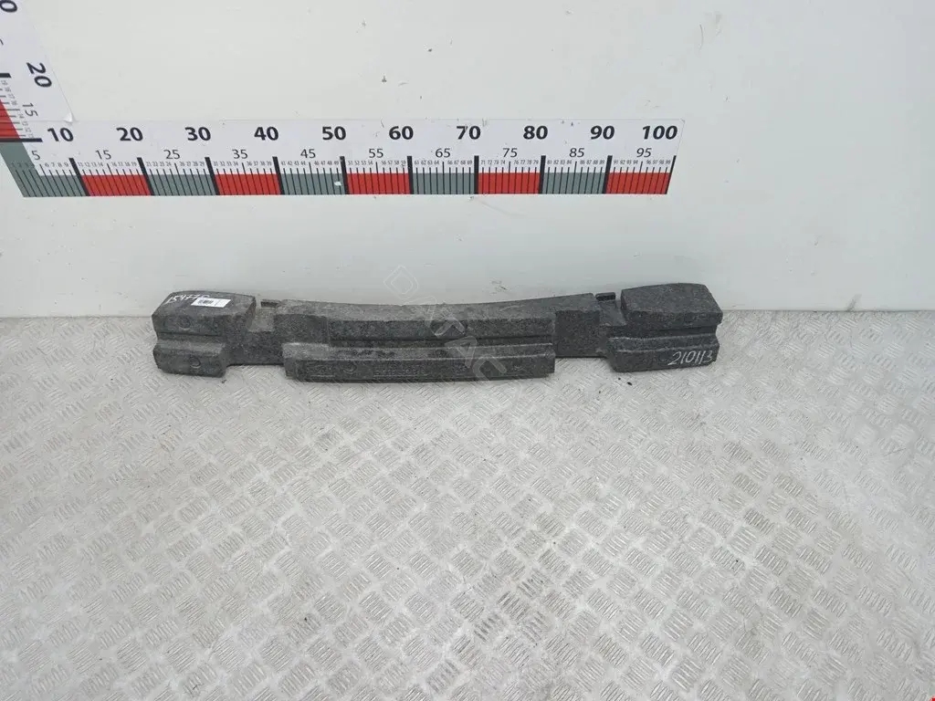Абсорбер бампера 7P6807256C