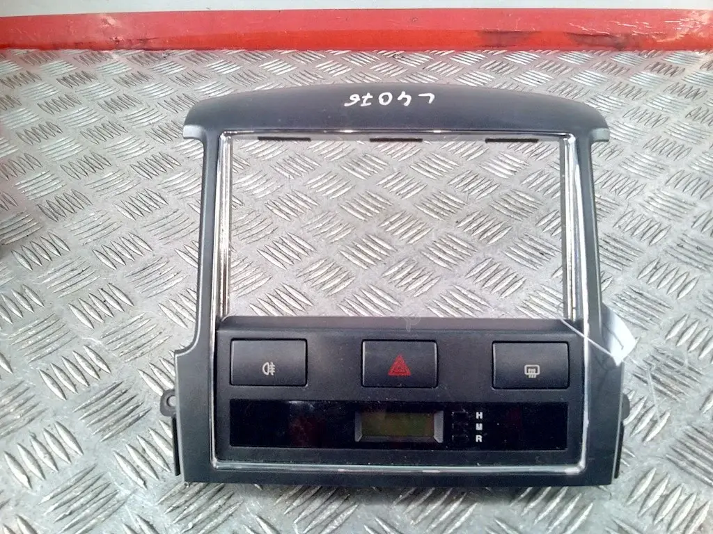 Часы 945003E500