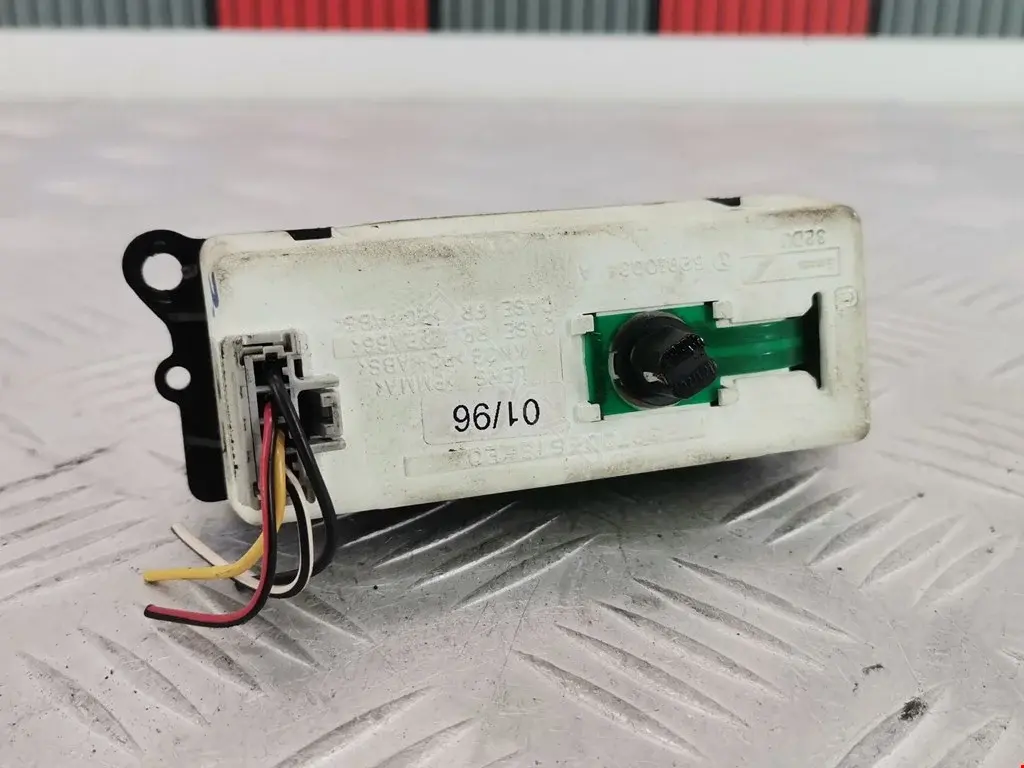 Часы 39700ST3E0, 39700ST3E01