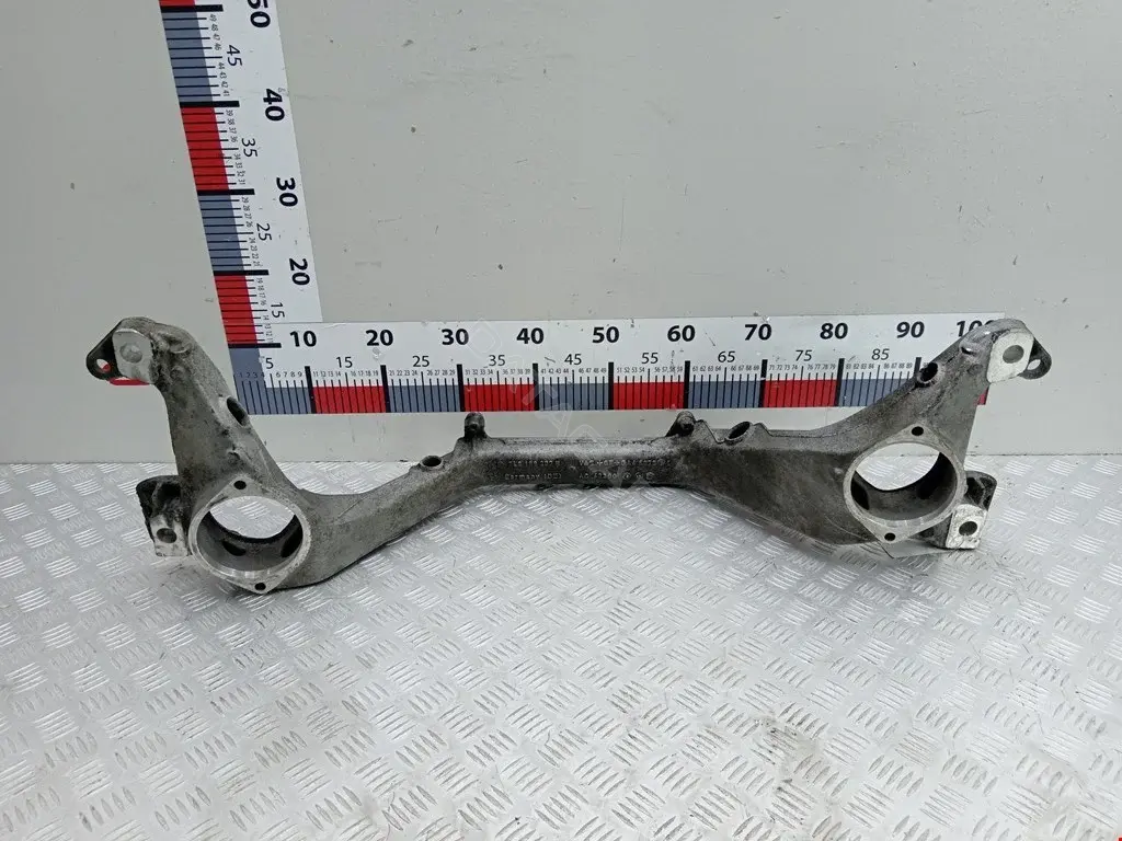 Балка под радиатор 7L6199207B