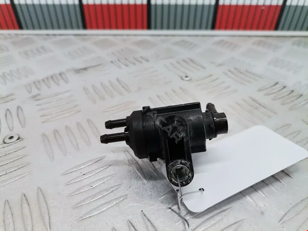 Клапан воздушный GK2Q9S468AC