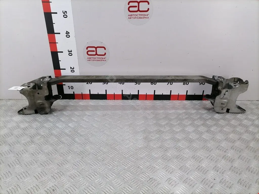 Балка под радиатор 625306167R