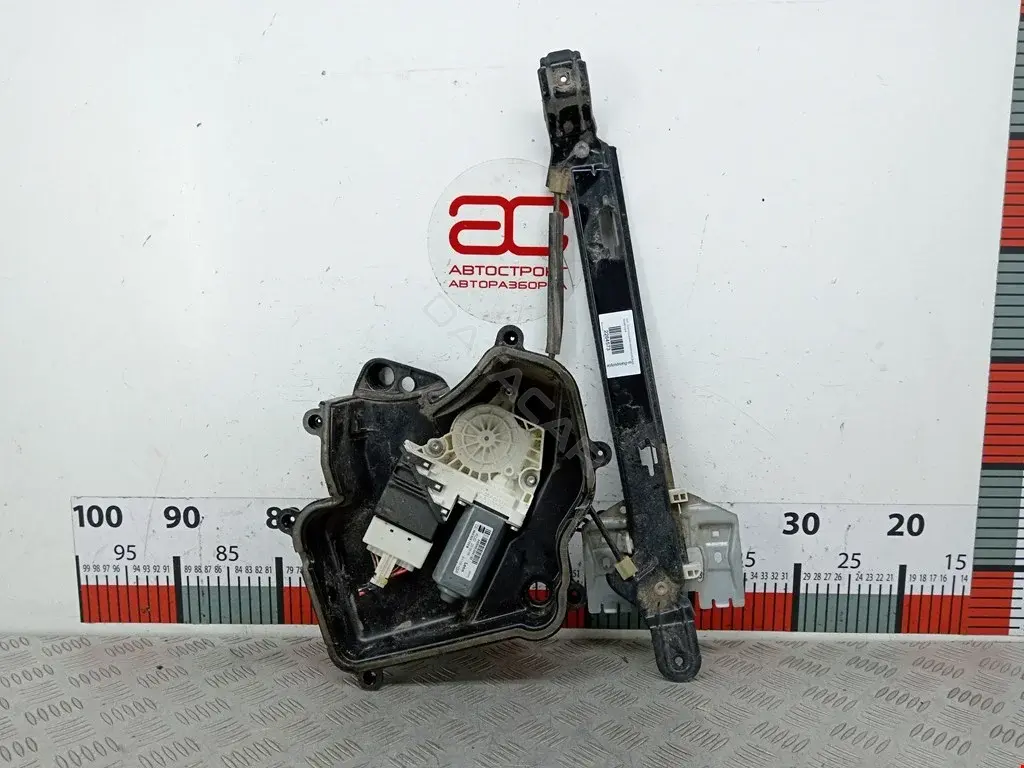 Стеклоподъемник 1K0959703N, 1P0839461A, 60817550