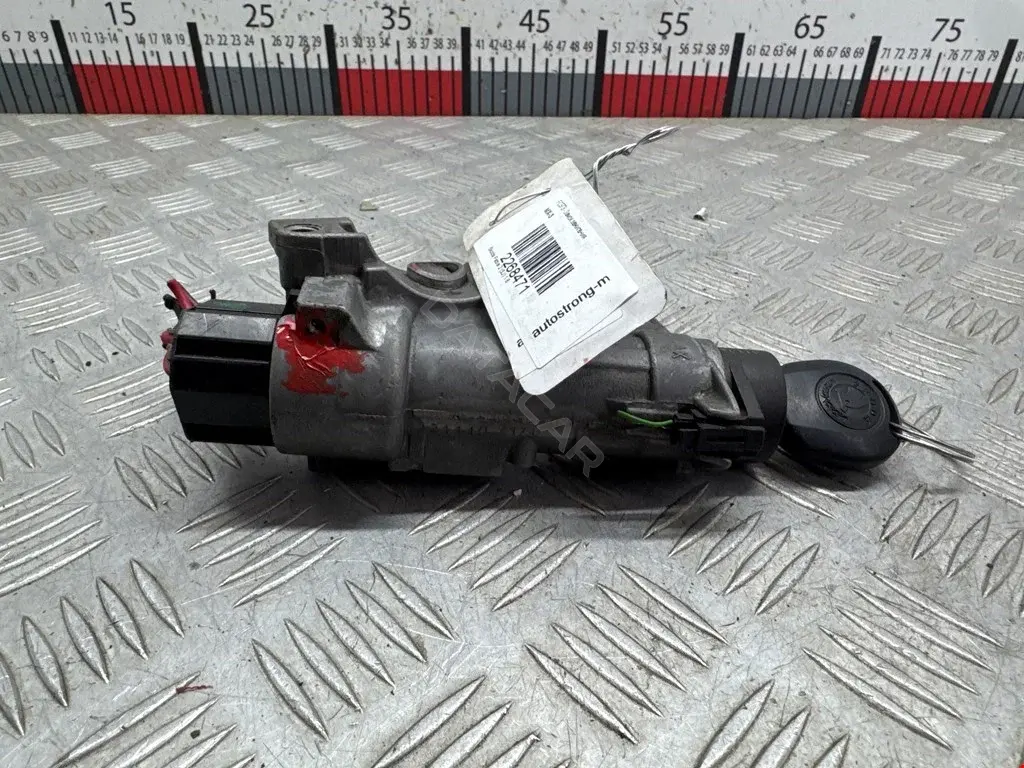 Замок зажигания 0011019743, 100035010, 101084