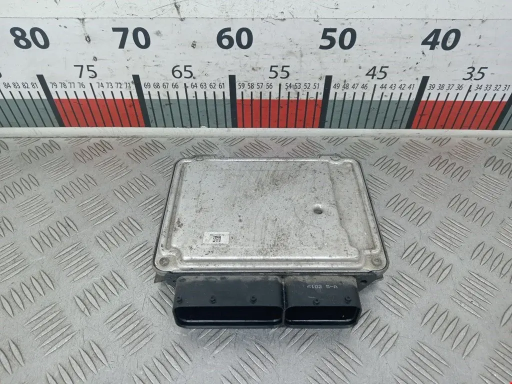 Блок управления двигателем 0261S07441, 06J906027DJ
