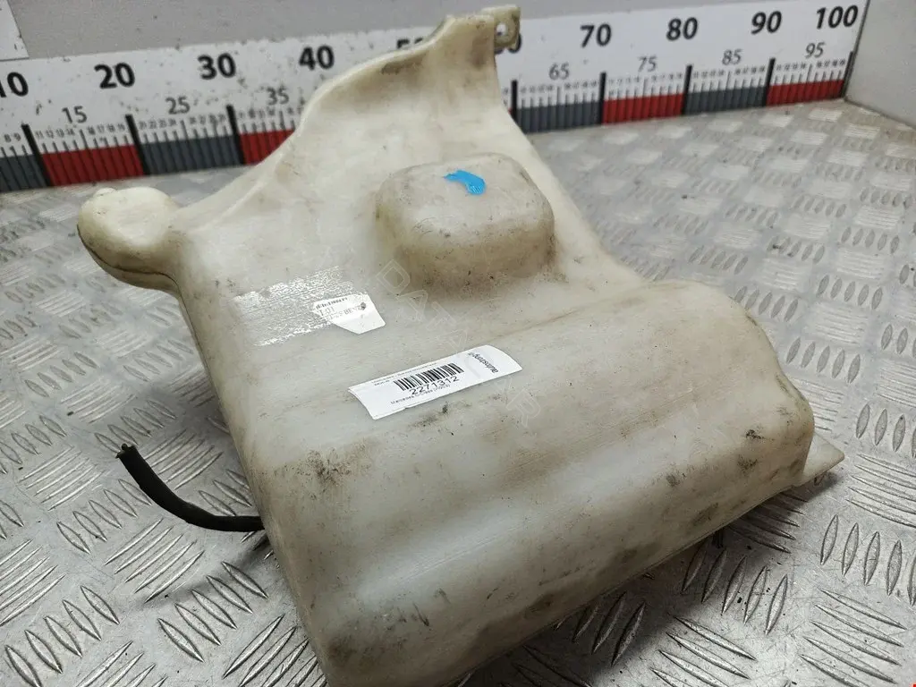 Бачок омывателя A2038600060
