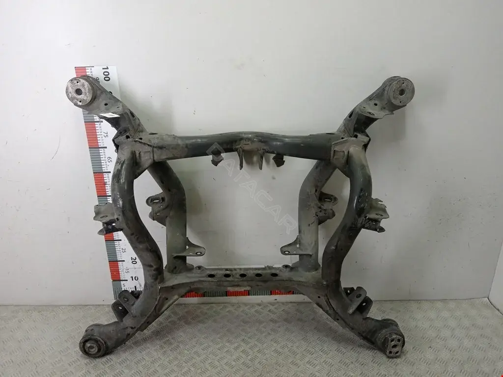 Балка подвески 7L0599328A