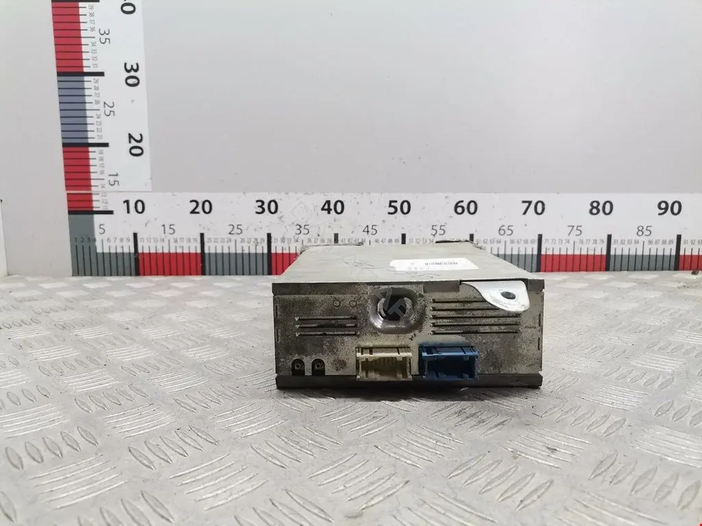 CD-чейнджер 65128375537, 6901456