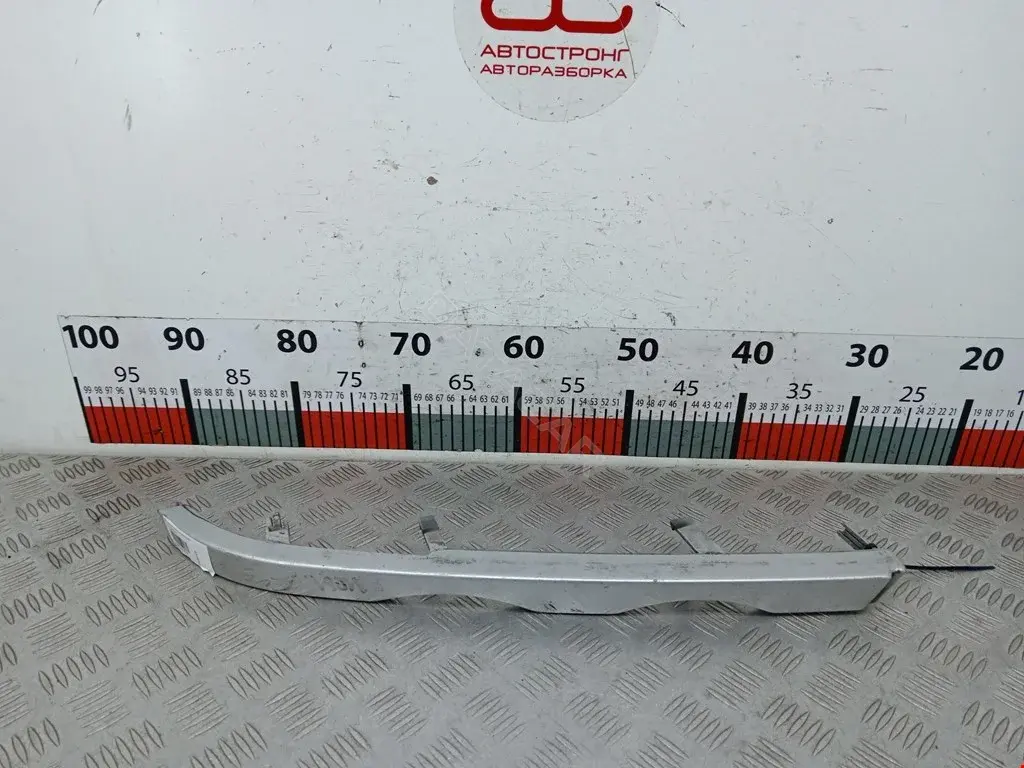Ус под фару 51138208481