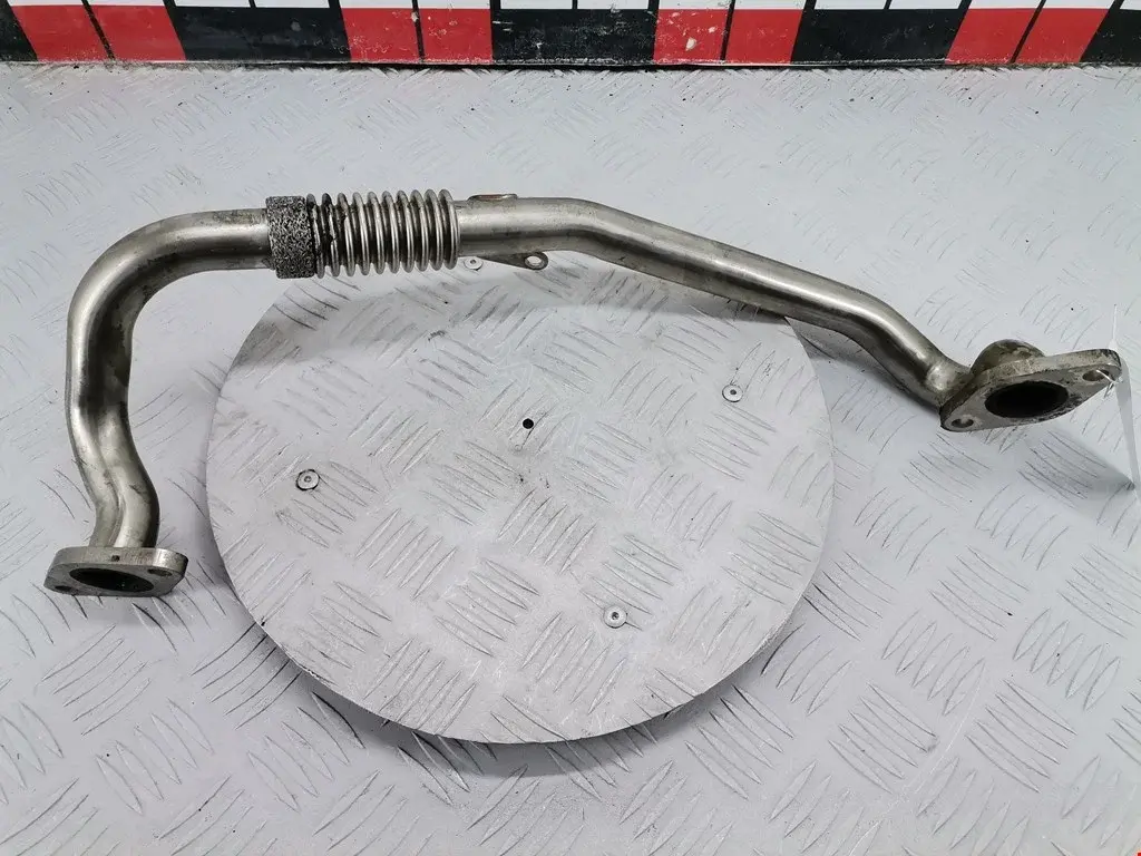 Трубка системы рециркуляции EGR 03L131521, 03L131521AB, 03L131521AK