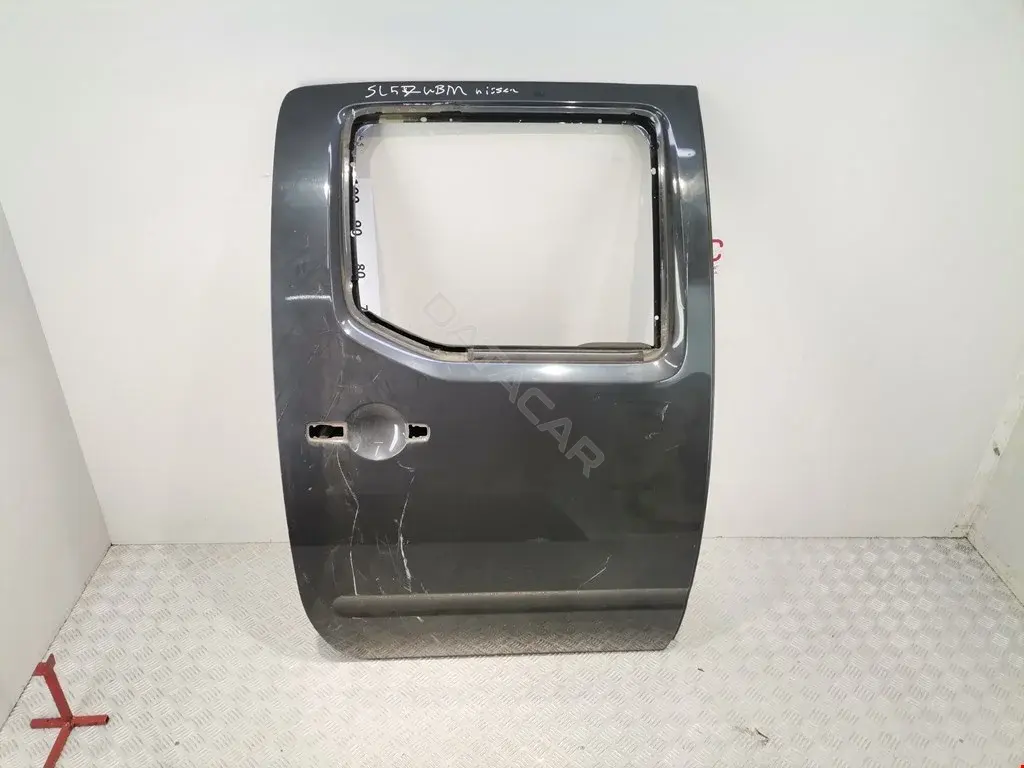Дверь 82100EB332