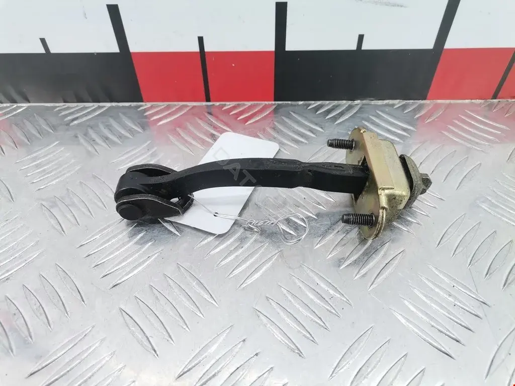 Ограничитель двери XS4AA23500BA