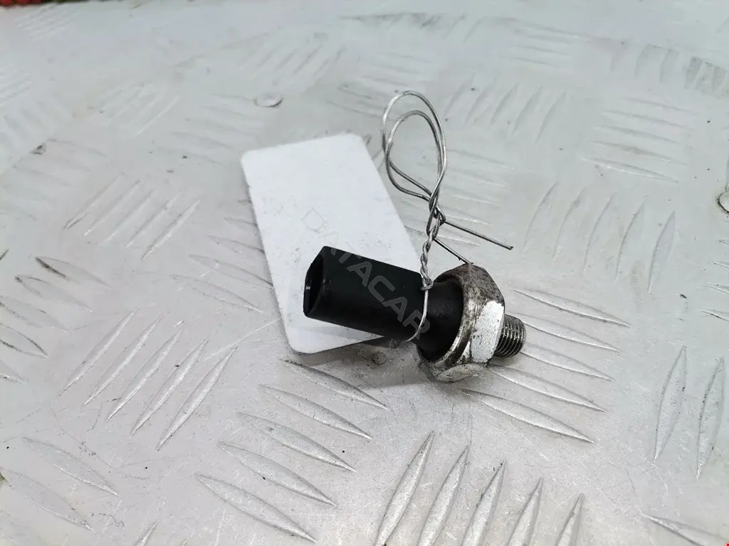 Датчик давления масла 036919081A, 036919081B, 036919081C