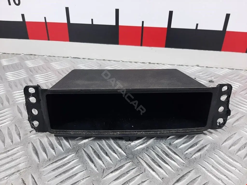 Бардачок 04602726AD, OYF381SFAB