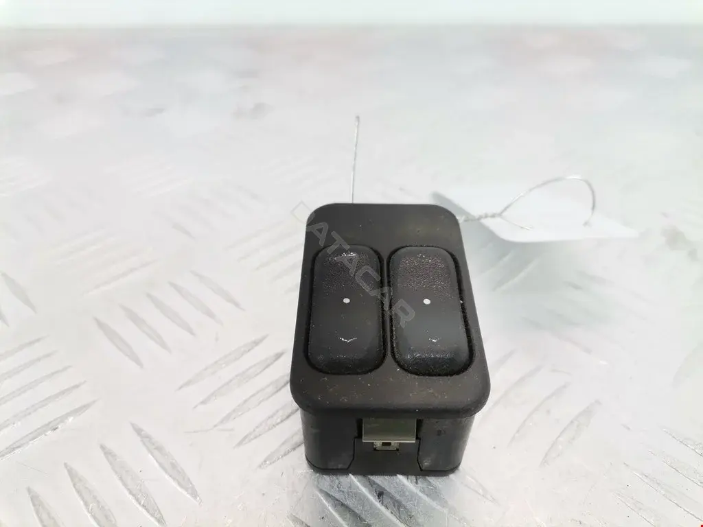 Блок управления стеклоподъемниками 90561088, 9100301