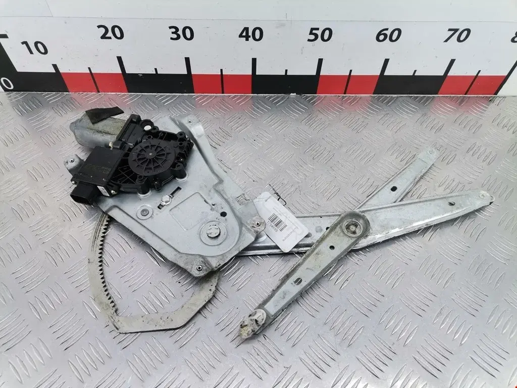 Стеклоподъемник 90520248, 9192630