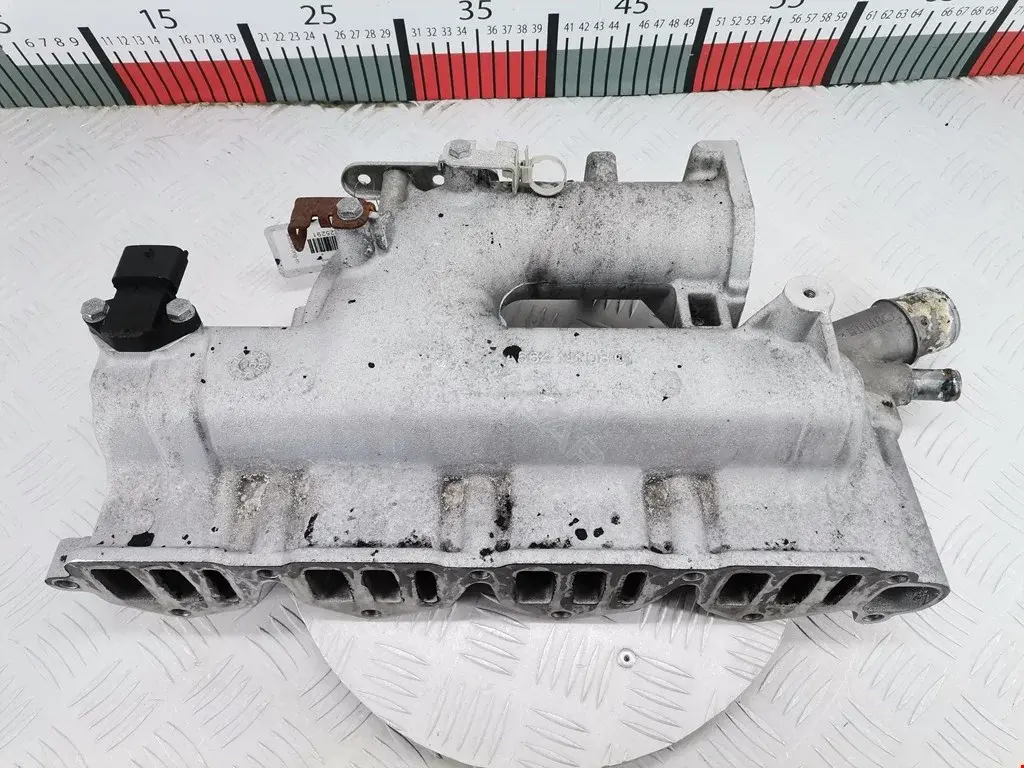 Коллектор впускной 6641401601, A6641410801