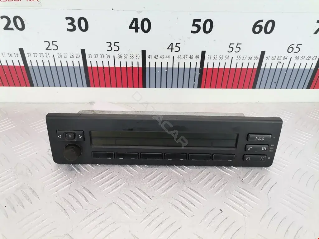 Дисплей 65828360738, 7608732040
