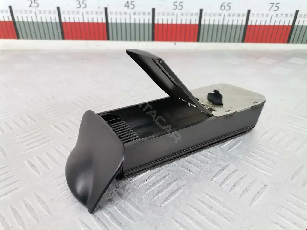 Пепельница 2M5XA04810AAW