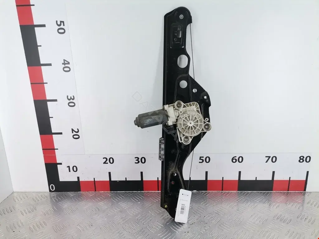 Стеклоподъемник 014389, 01SKV683, 01SKV693