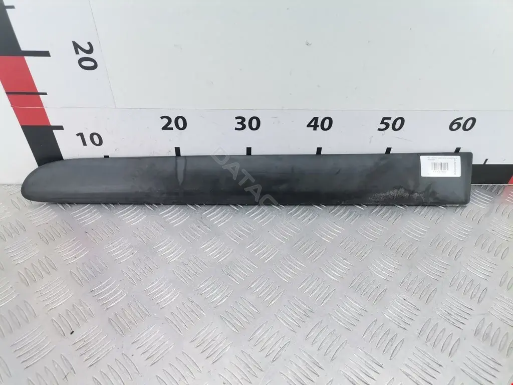 Молдинг двери 7701052471
