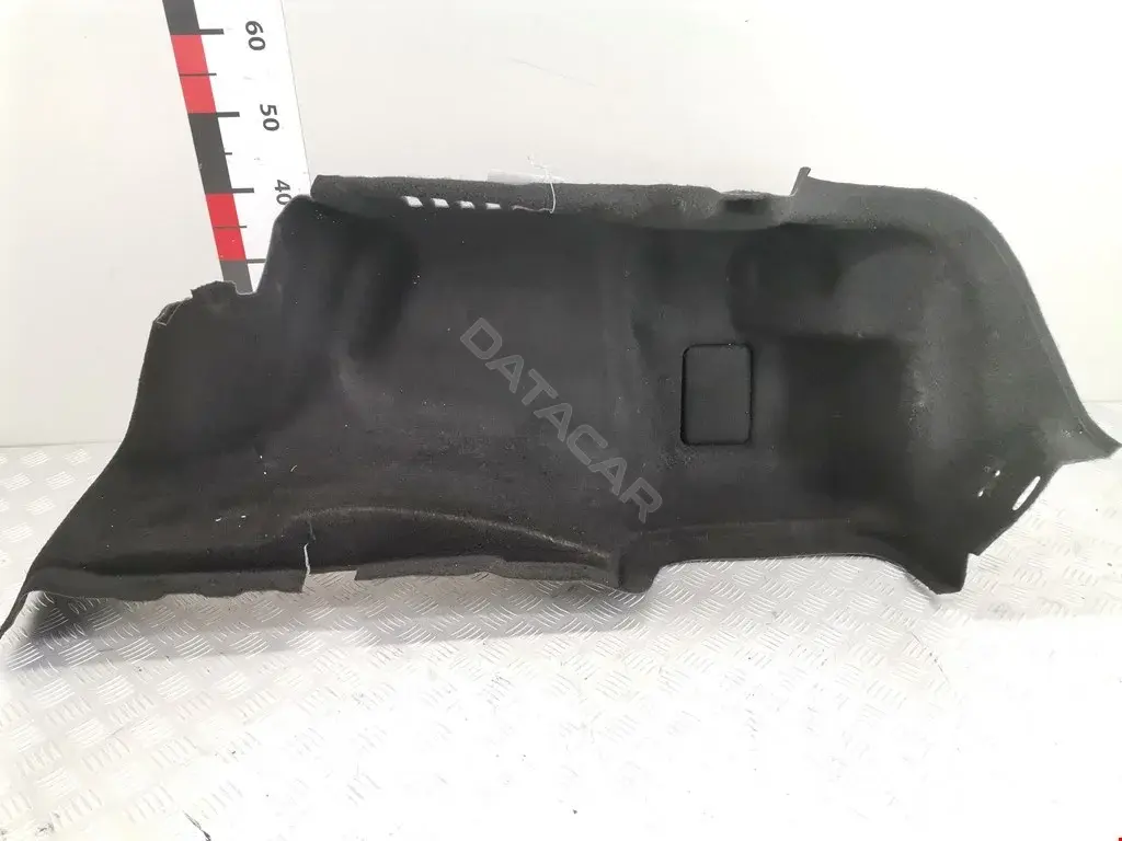 Обшивка багажника C2Z12249