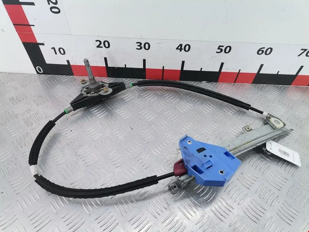 Стеклоподъемник 93BBF27001A