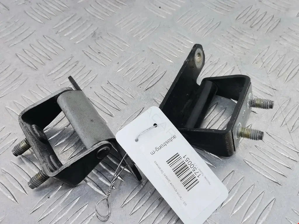 Петля крышки багажника 797100Z000, 797102E000
