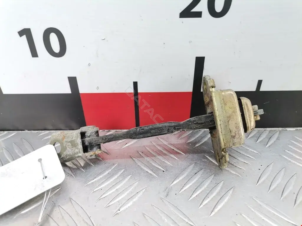 Ограничитель двери 80430BU000