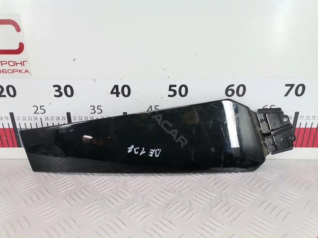 Молдинг двери 8T8853289