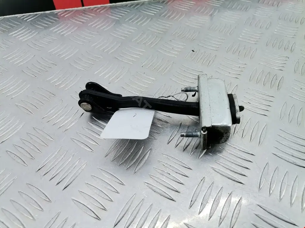 Ограничитель двери 3M51R23500AF