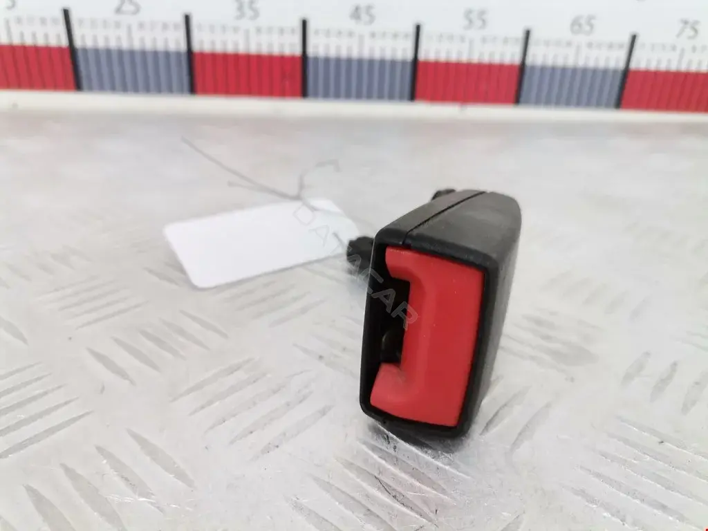 Замок ремня безопасности 8T0857739H