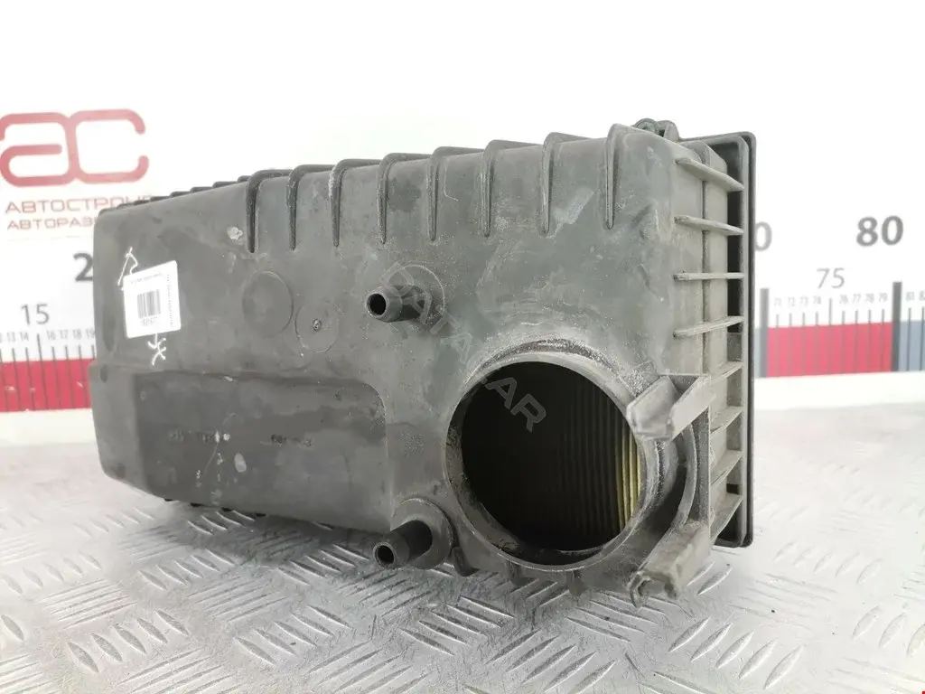 Корпус воздушного фильтра 1427E2