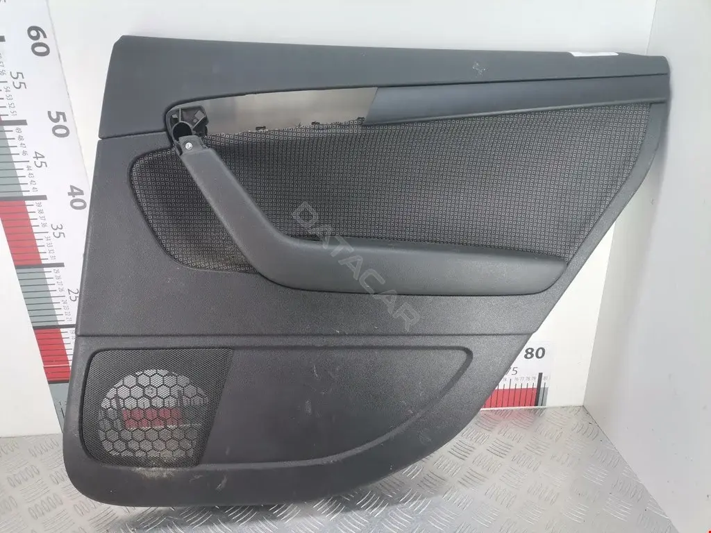 Дверная карта 8D0867306