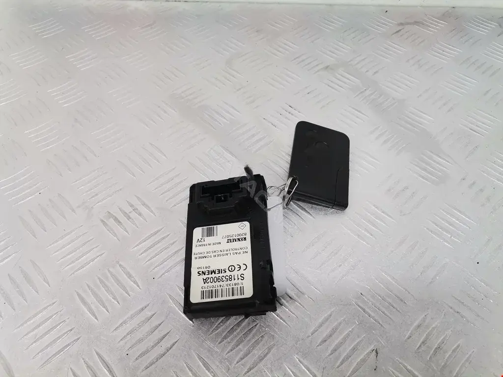 Замок зажигания 8200125077, S118539002A