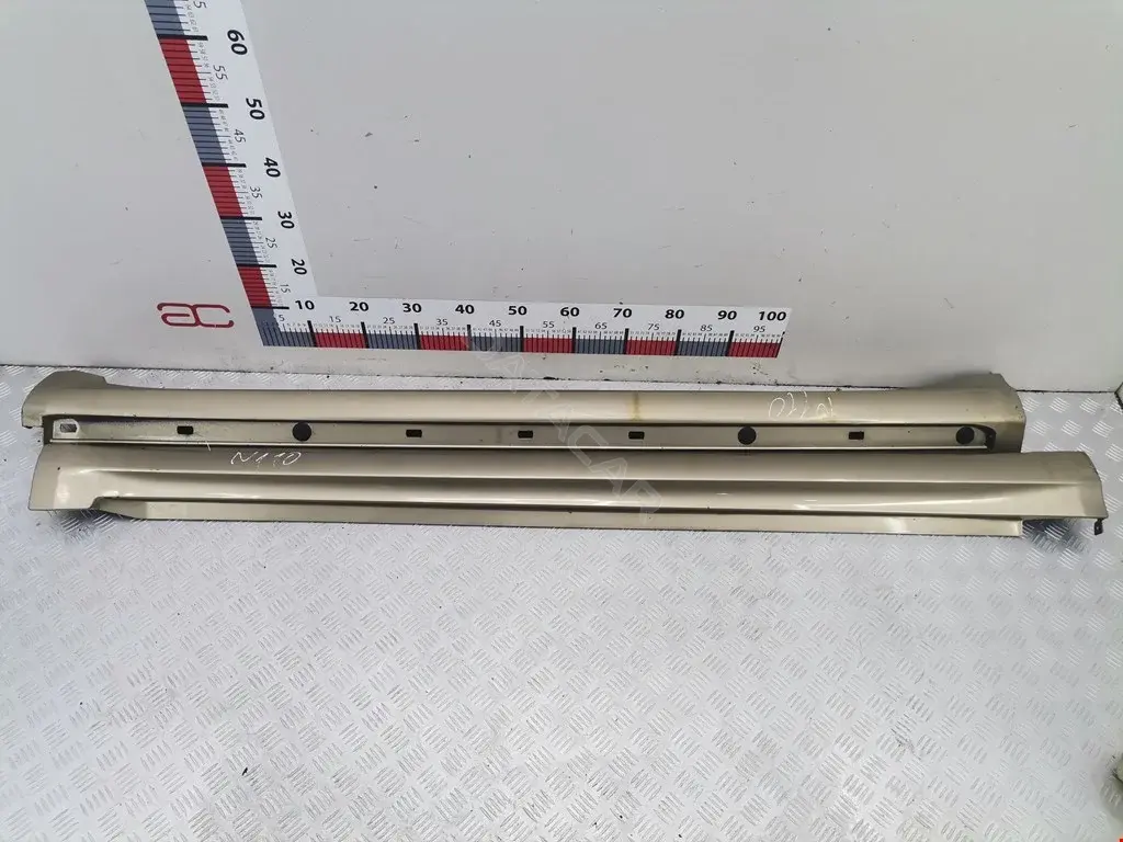 Накладка на порог A1696101908, A1696102008