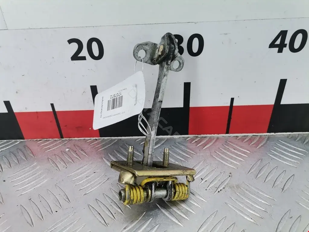 Ограничитель двери 2332Z30, 6004000137P, 9181G0