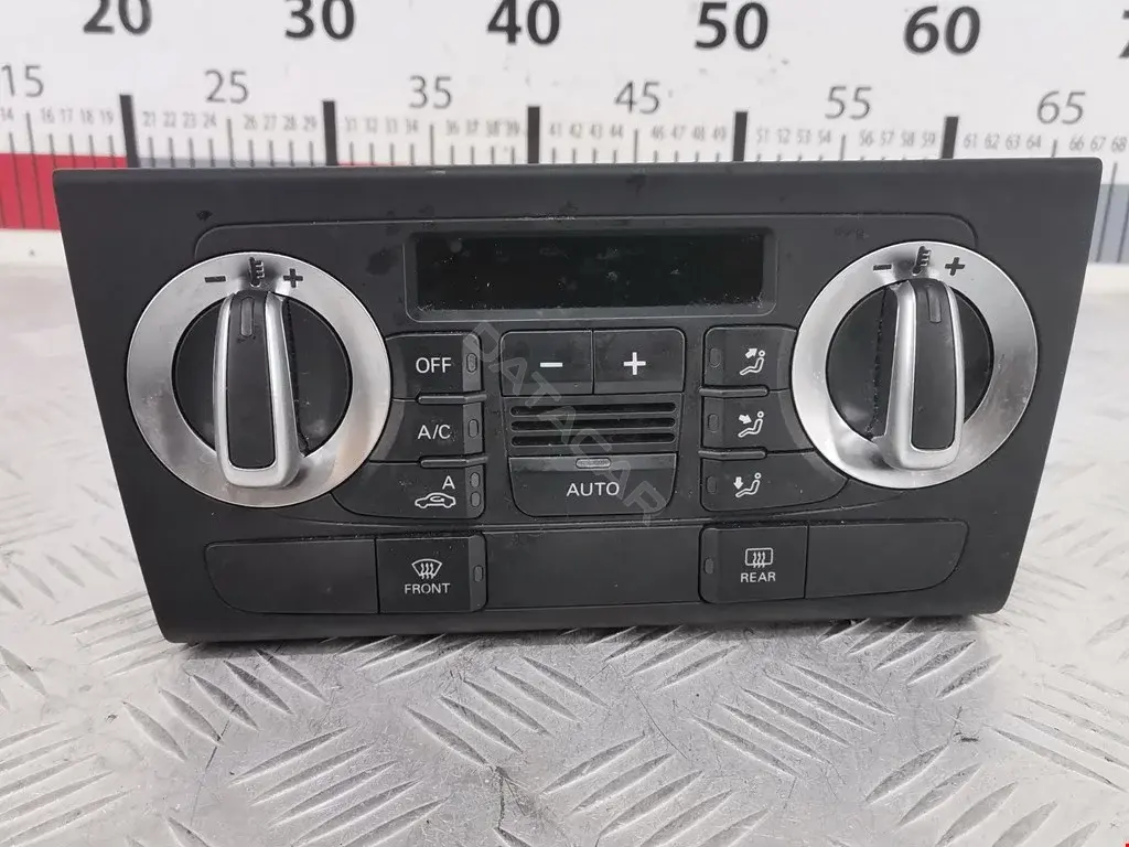 Блок управления климат-контролем 8U0820043D, A2C80279600