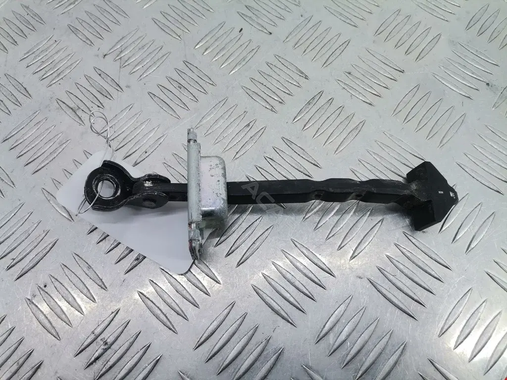 Ограничитель двери KD5372270A