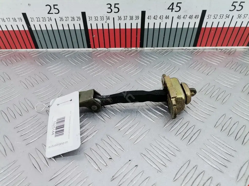 Ограничитель двери 80430BM700
