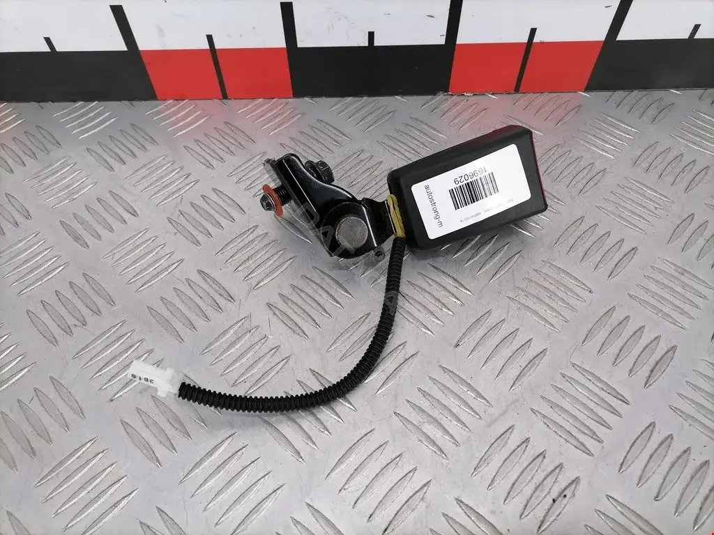 Замок ремня безопасности 88830A6000
