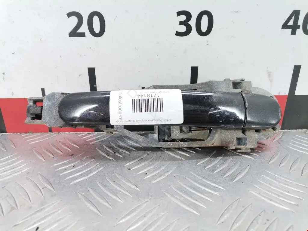 Ручка двери 3B0837885, 3B0837886E