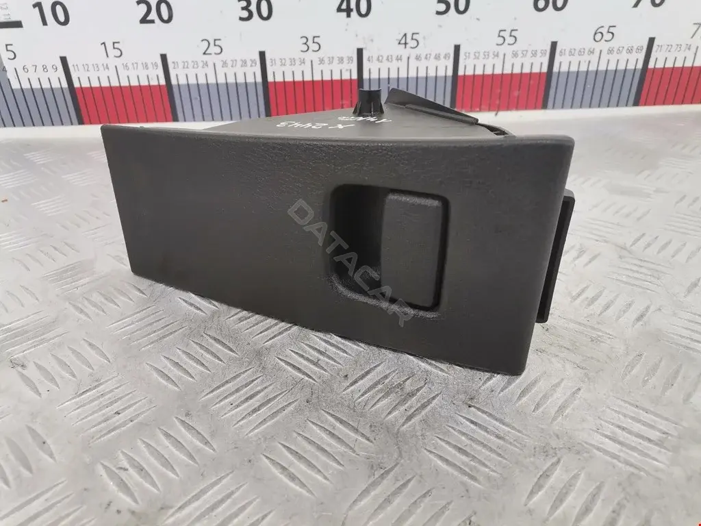 Бардачок 3M71A06600ADW, DD106414XA